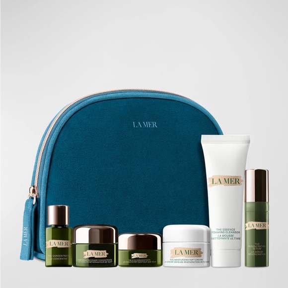La Mer Skincare Collection with Blue Pouch